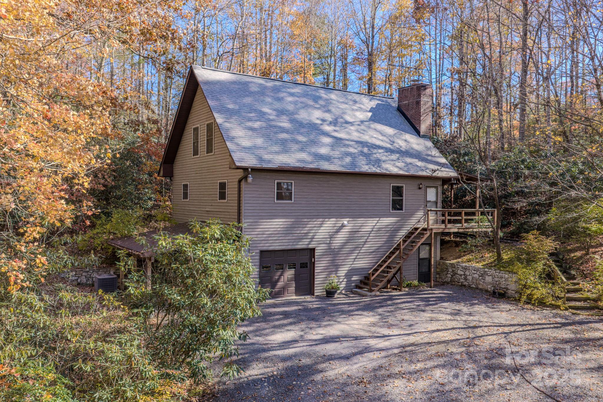 410 Avena, Black Mountain, NC. property listing photo