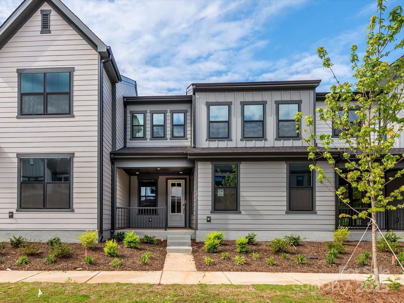 217 Halemarg, Belmont, NC - 3 beds, 3 baths, 2,246 sqft - $404,990