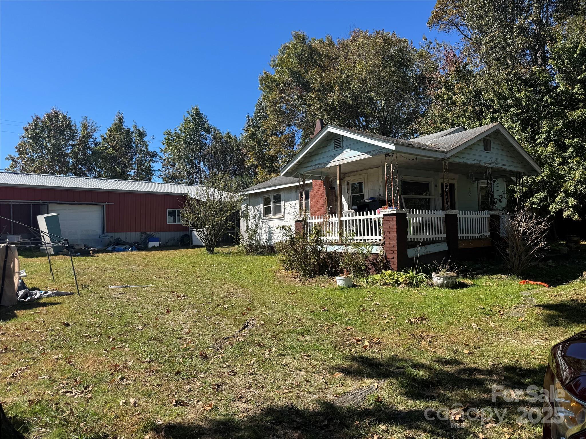 159 Lytle, Hendersonville, NC. property listing photo