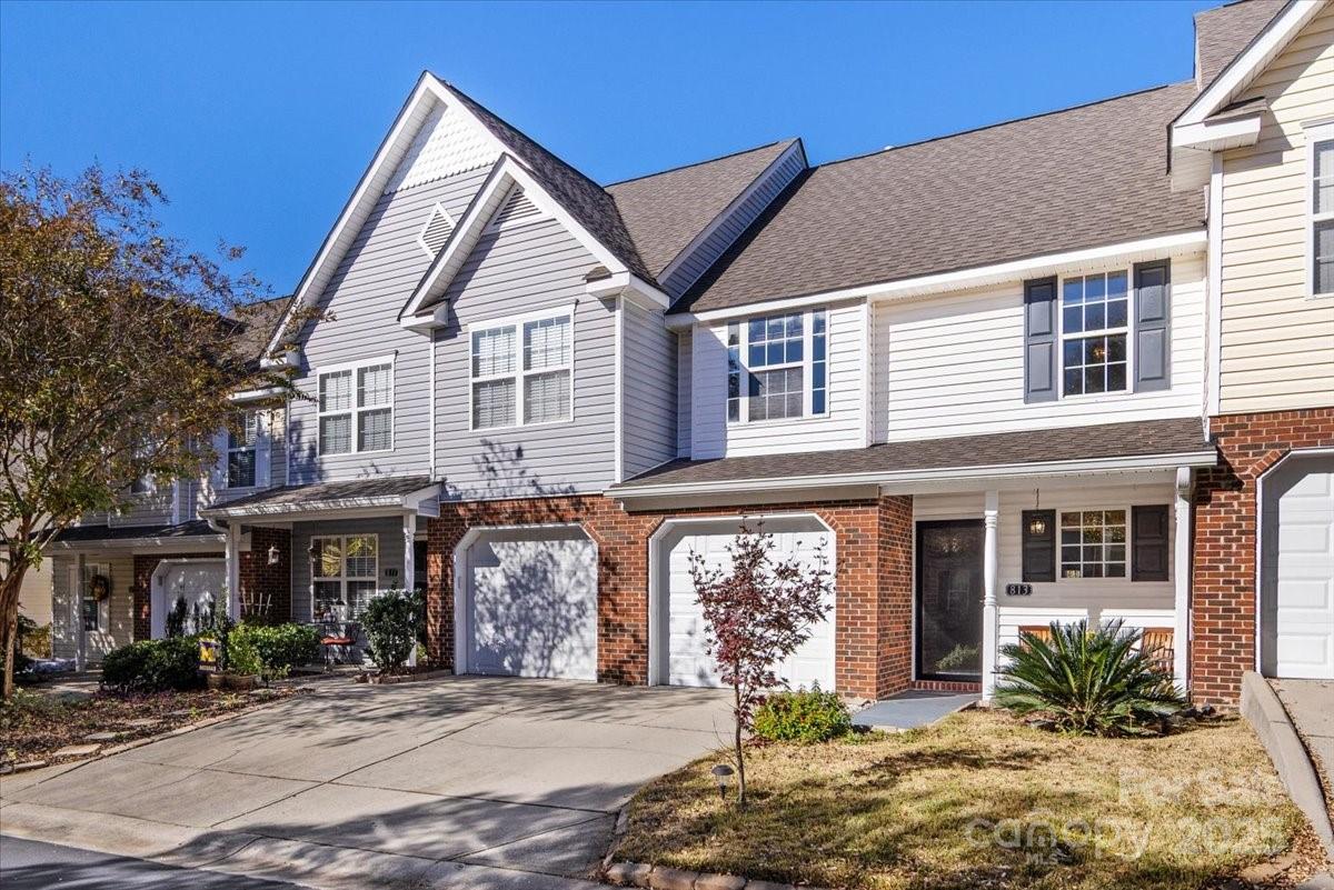813 Rock Lake Glen, Fort Mill, SC. property listing photo