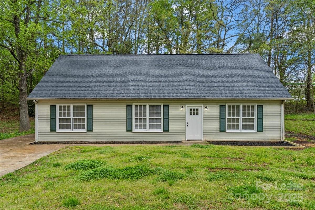 2022 Old Oakland Circle, Lancaster, SC. property listing photo