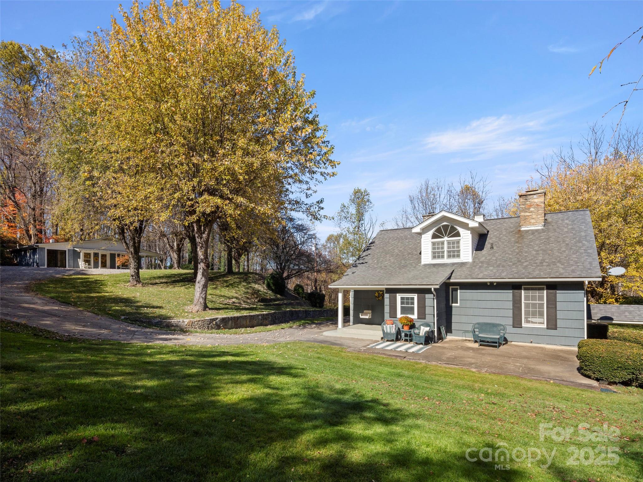 195 Nature Lane, Waynesville, NC. property listing photo