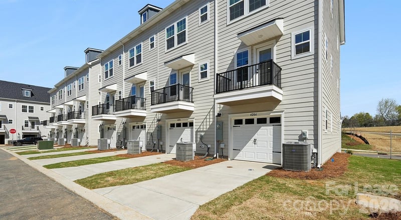 2312 Ben Craig Drive Mimosa, Charlotte, NC - 3 beds, 3.5 baths, 1,708 sqft - $2,493