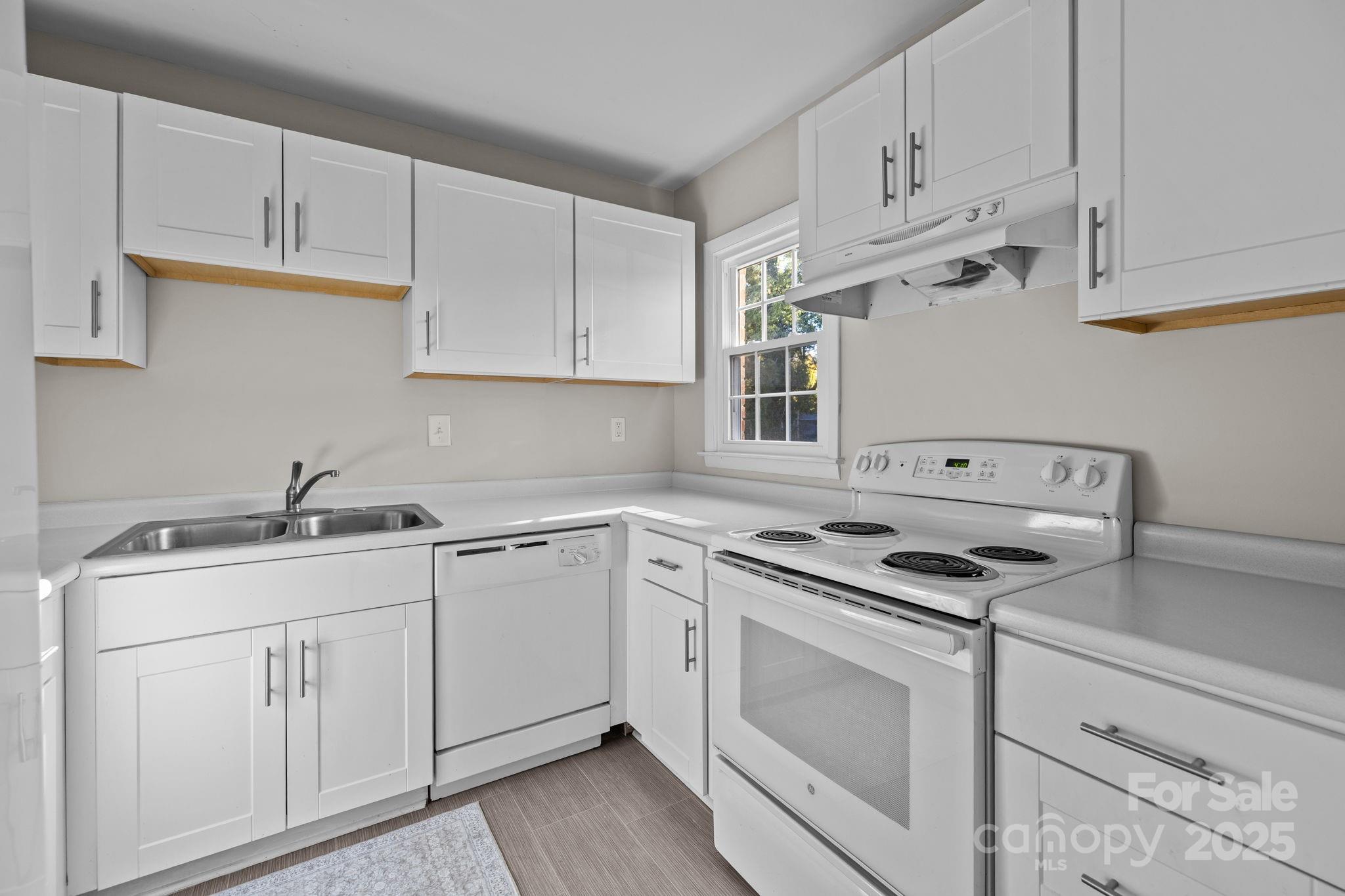 4600 Coronado B, Charlotte, NC. property listing photo