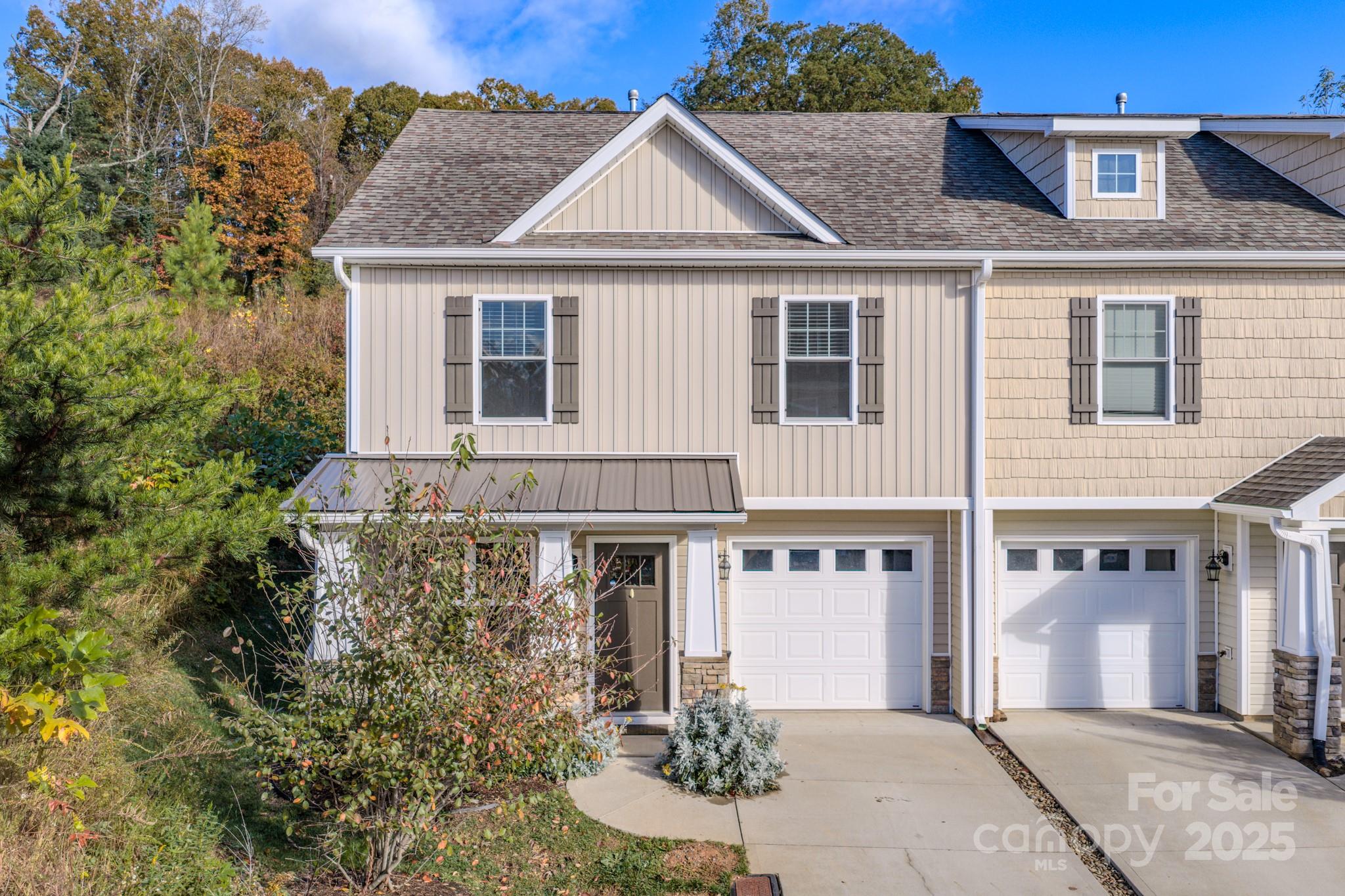 209 Stoney Point, Candler, NC. property listing photo