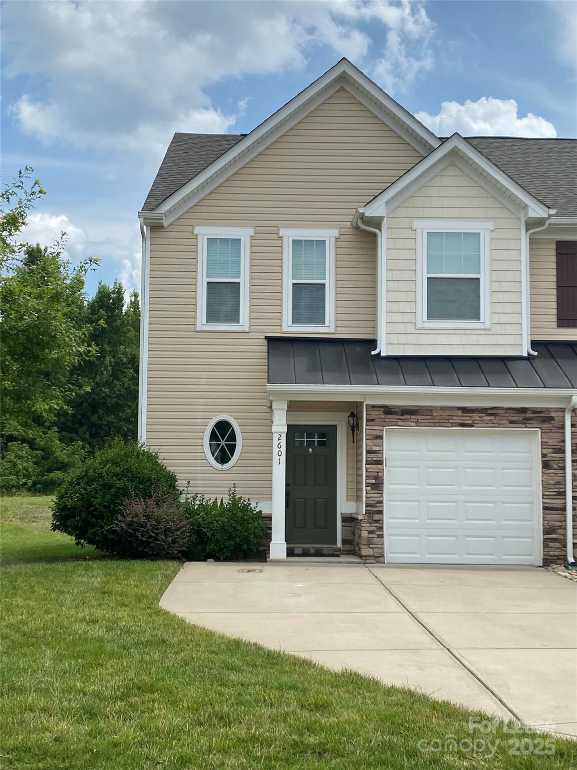 2601 Silverthorn, Charlotte, NC. property listing photo