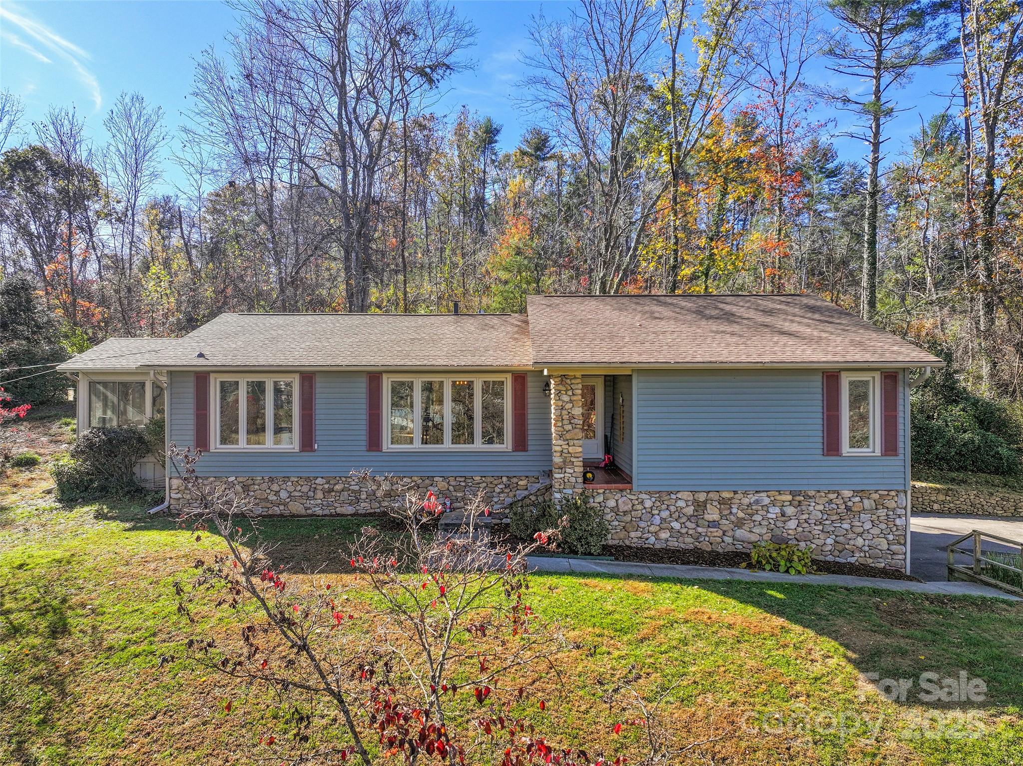 18 Terrace Lane, Weaverville, NC. property listing photo