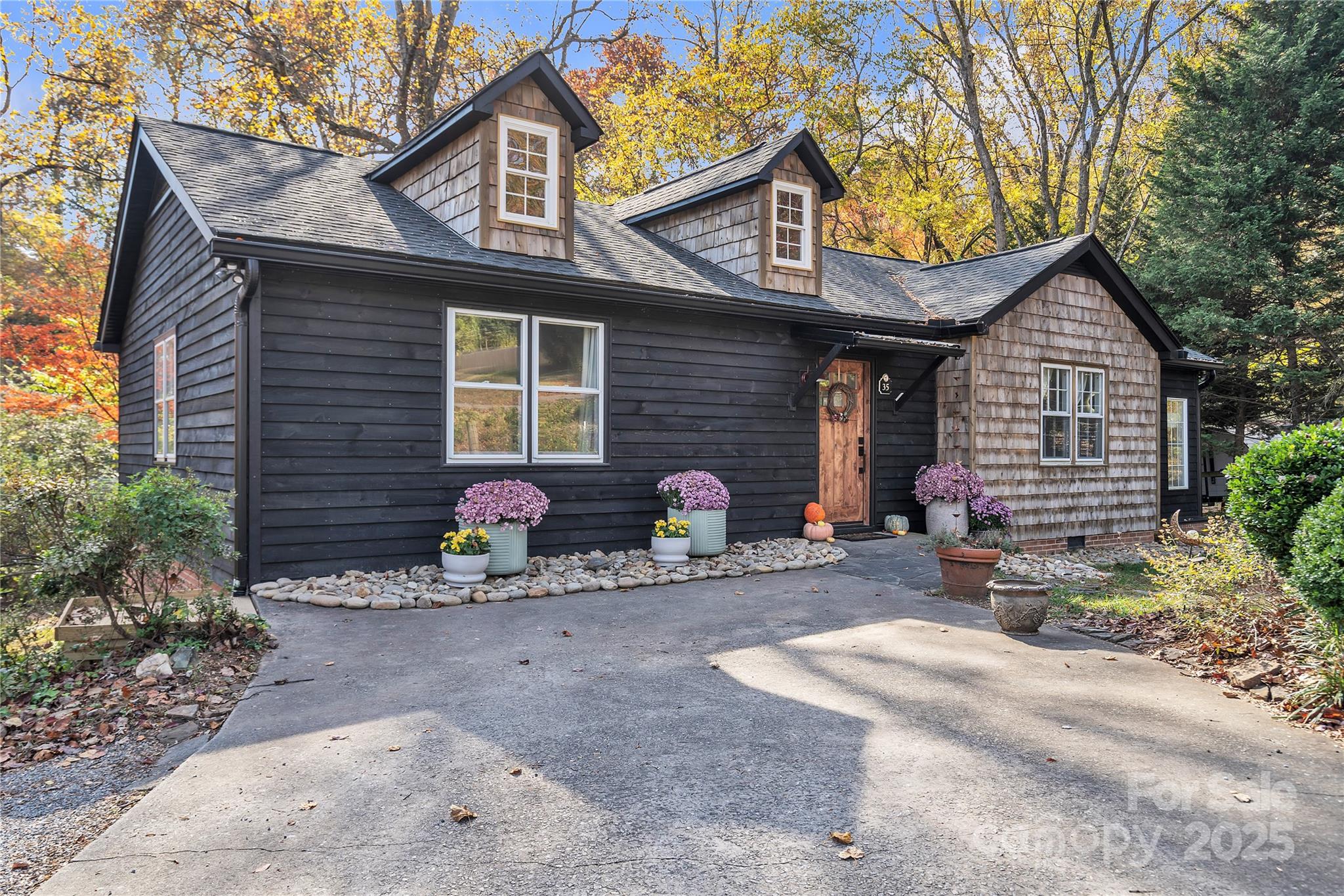 35 Wilcox Road, Tryon, NC. property listing photo