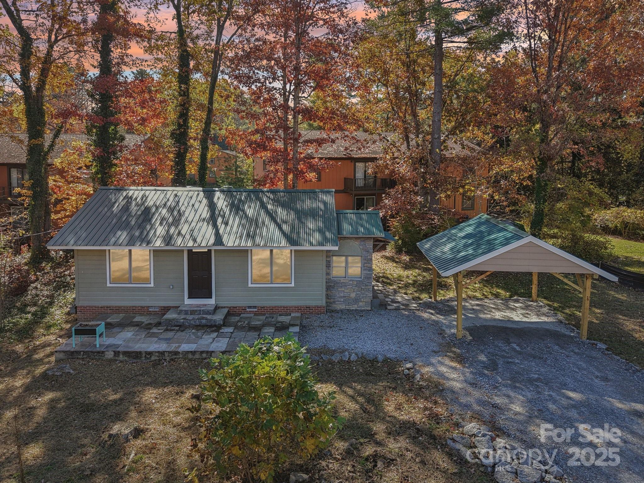 1749 Haywood Road, Hendersonville, NC. property listing photo