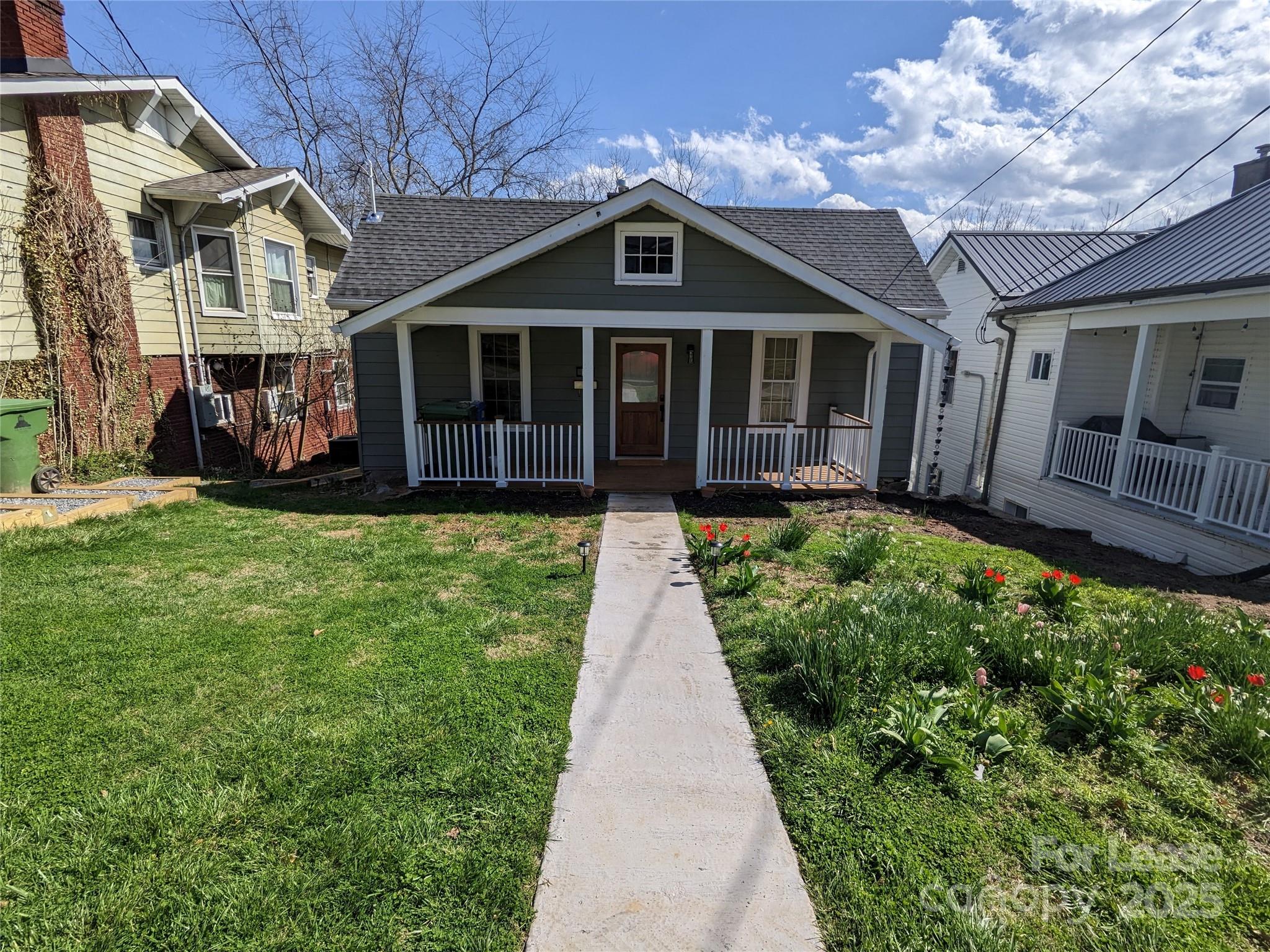 29 Woodrow Apt 1, Asheville, NC. property listing photo