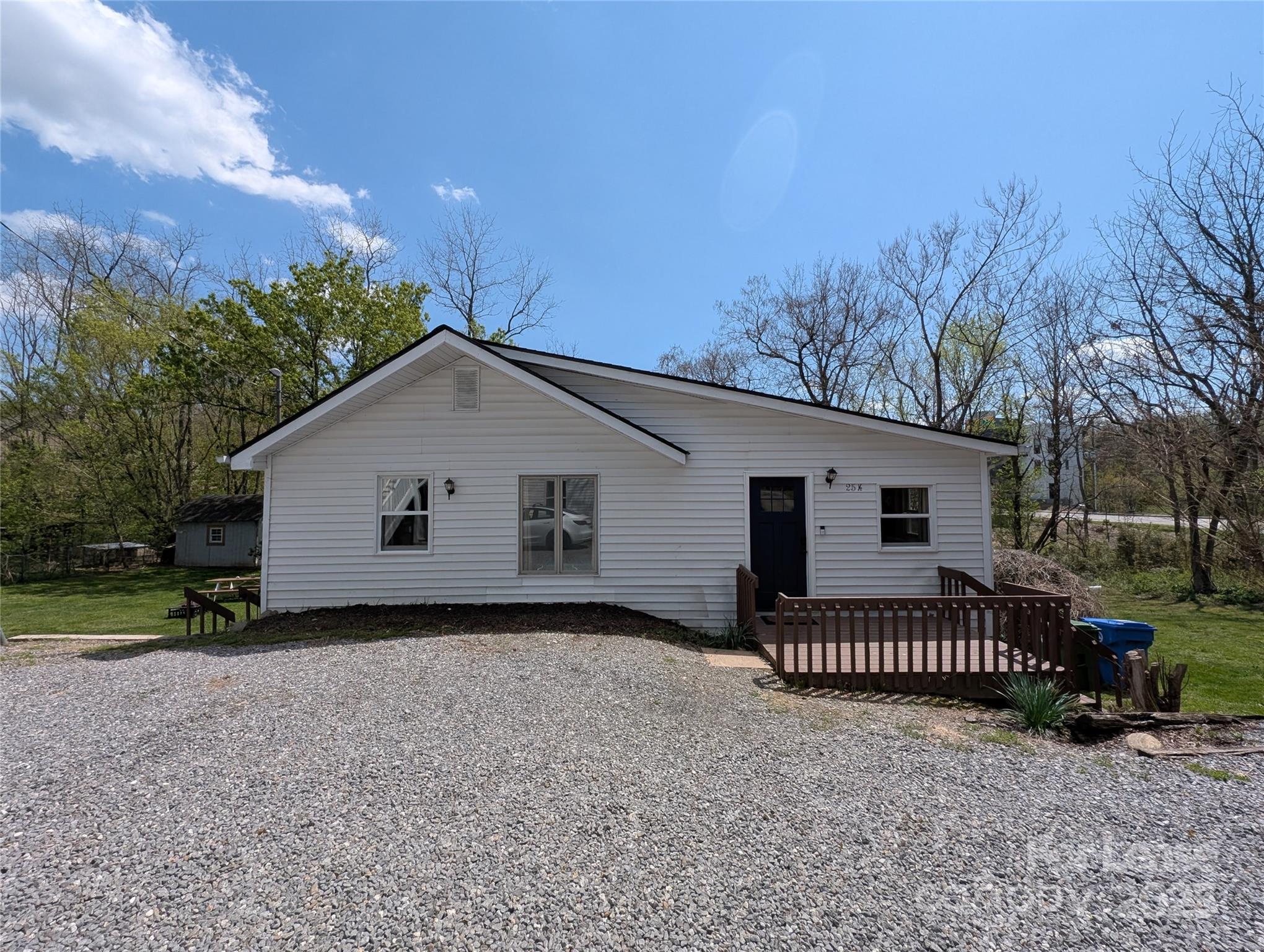 25.5 Woodrow, Asheville, NC. property listing photo
