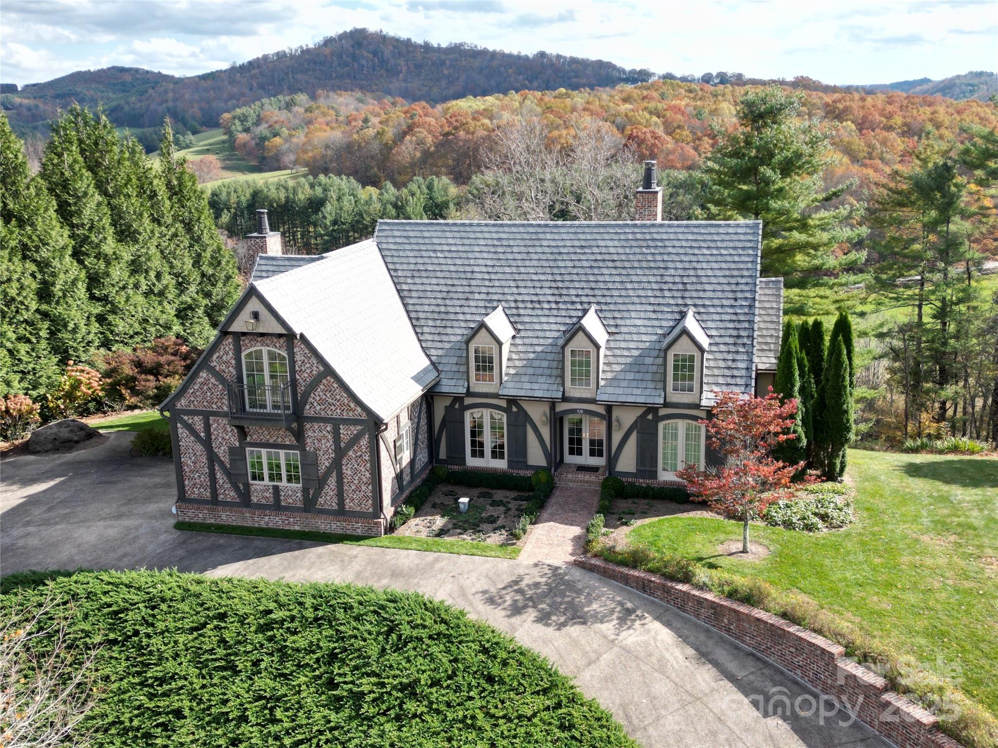 520 E Landing Ridge Circle, Jefferson, NC. property listing photo