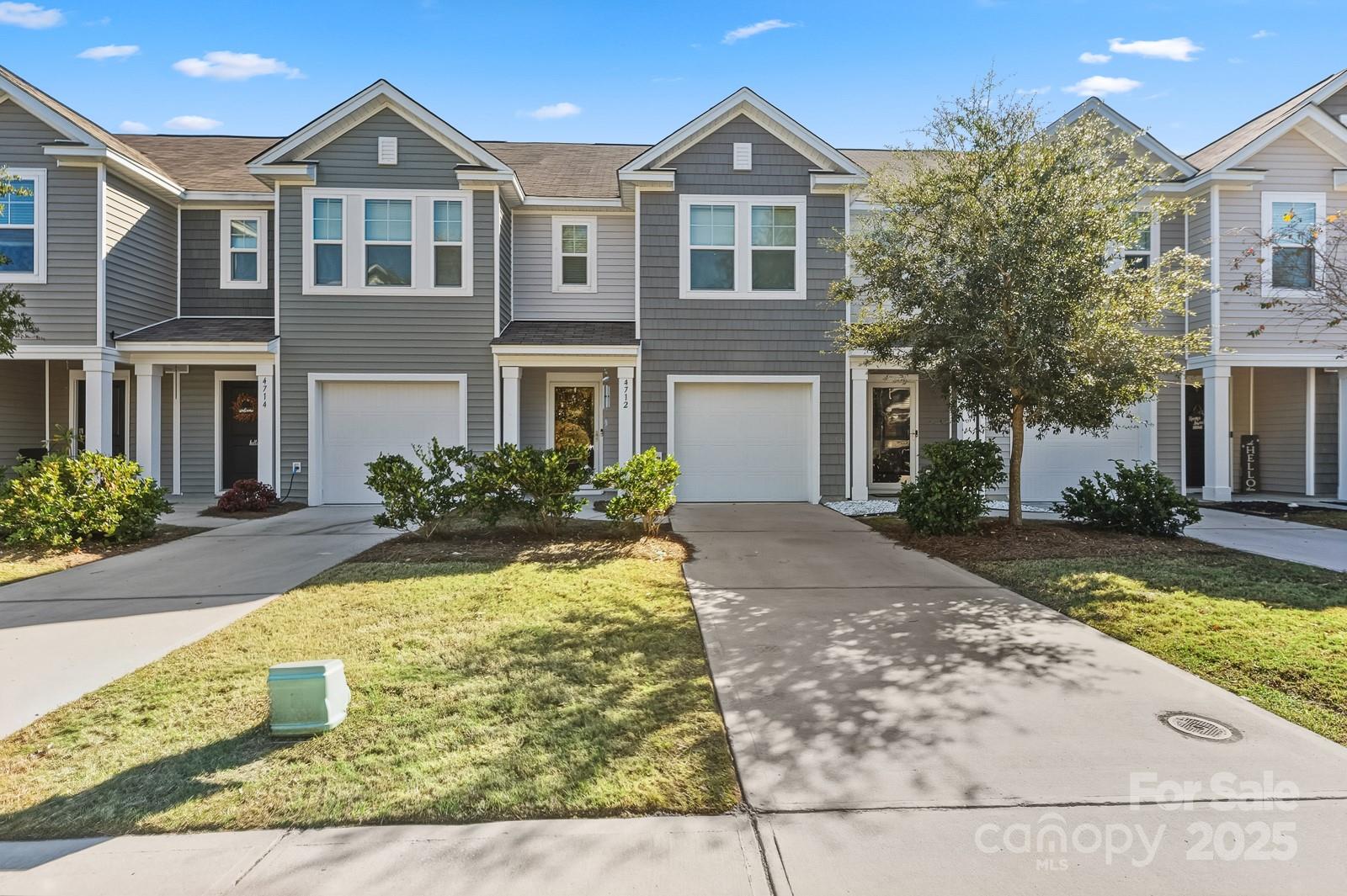 4712 Palm View, North Charleston, SC. property listing photo