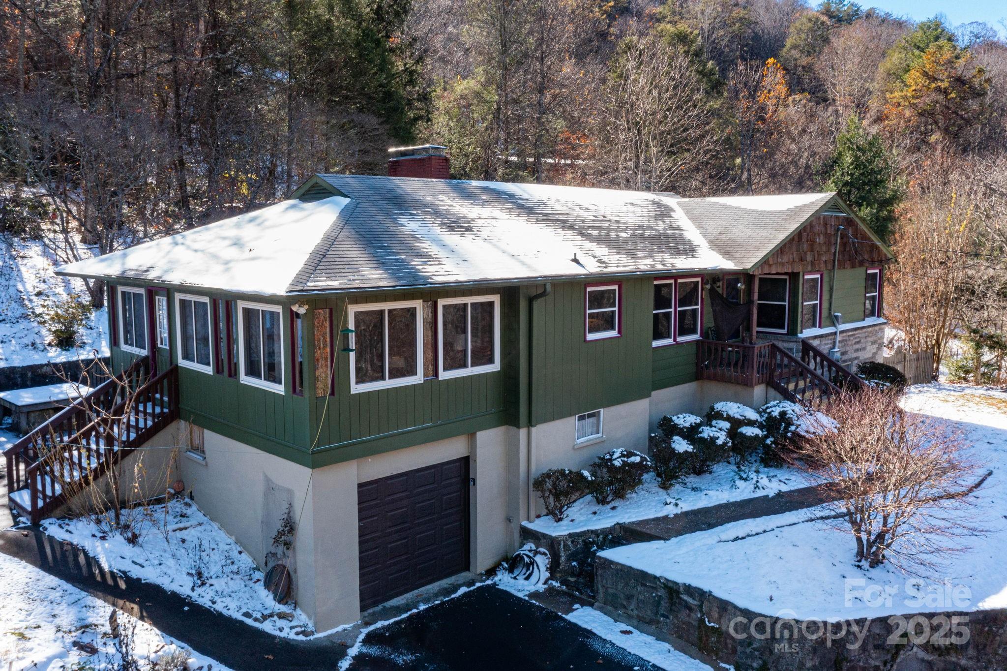 1115 Bee Tree Road, Swannanoa, NC. property listing photo