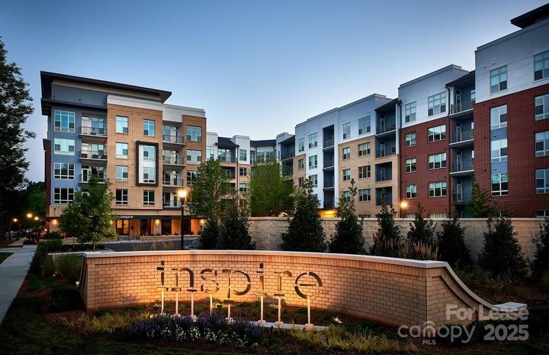 345 Sharon Township Lane C1, Charlotte, NC - 3 beds, 2.5 baths, 1,713 sqft - $3,190