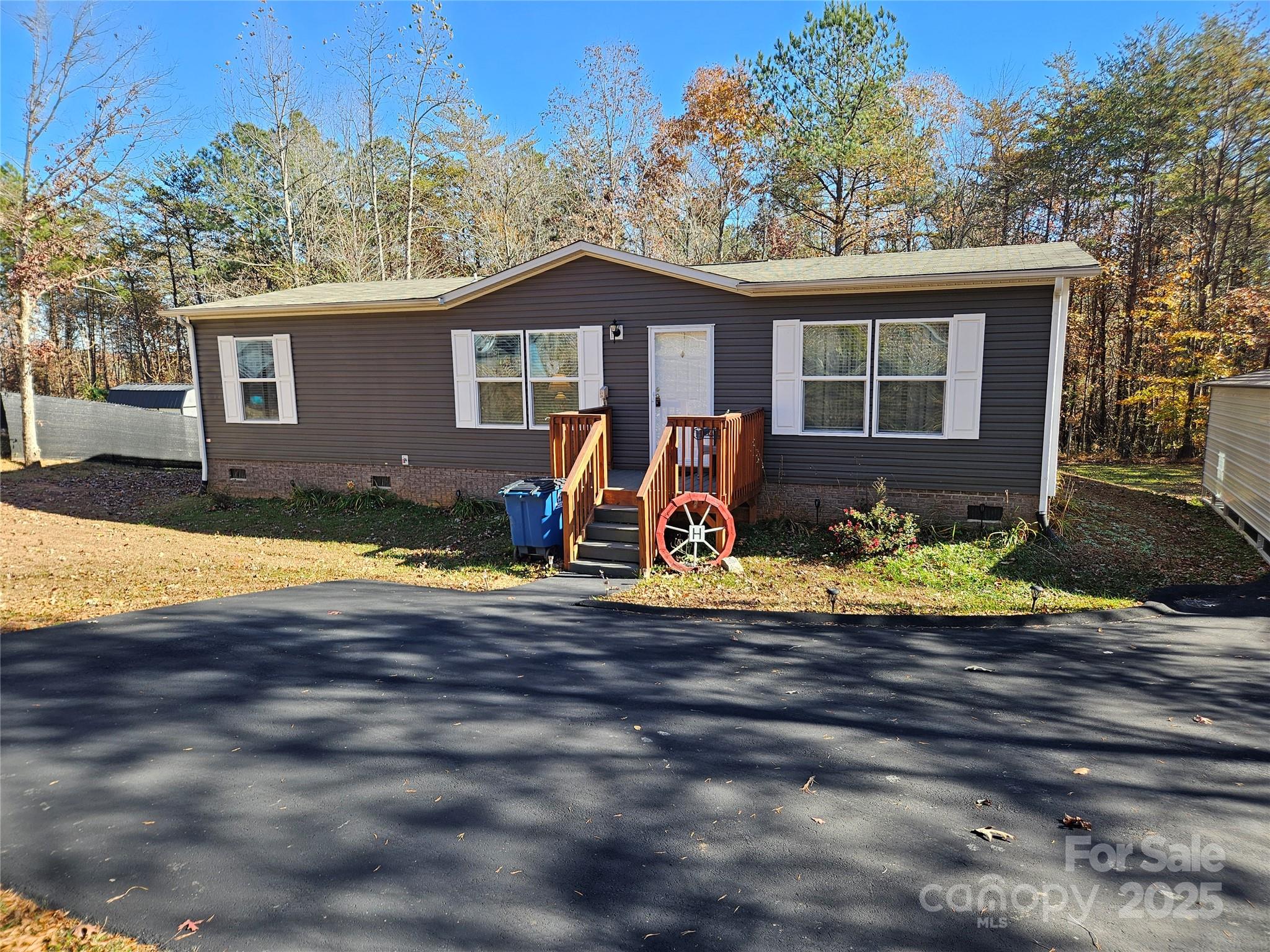 144 River Breeze Drive, Morganton, NC. property listing photo