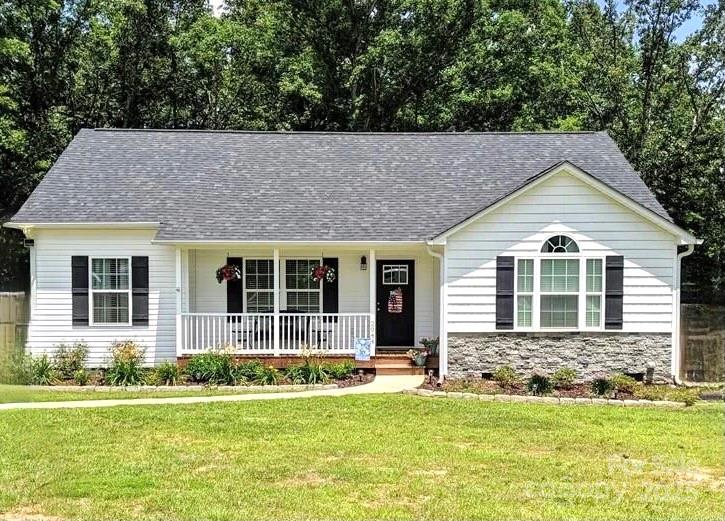 2944 Ranger, Clover, SC. property listing photo