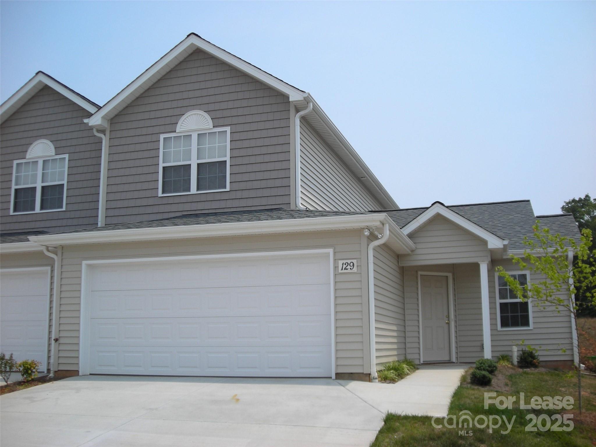 129 Clusters Circle, Mooresville, NC. property listing photo