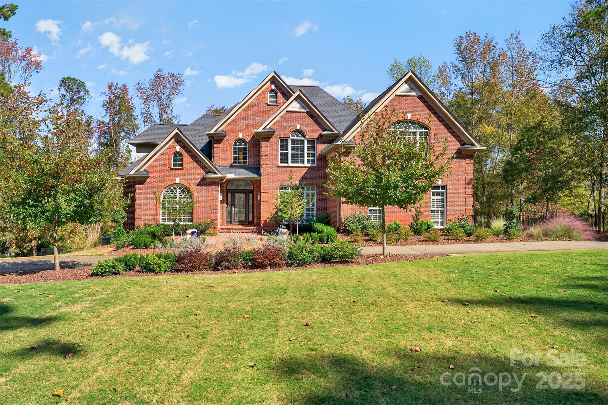 823 Inverness Circle, Spartanburg, SC. property listing photo