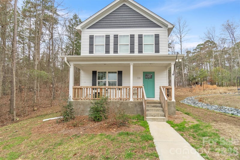 518 Lake Head Road, Norwood, NC - 3 beds, 2.5 baths, 1,334 sqft - $275,000