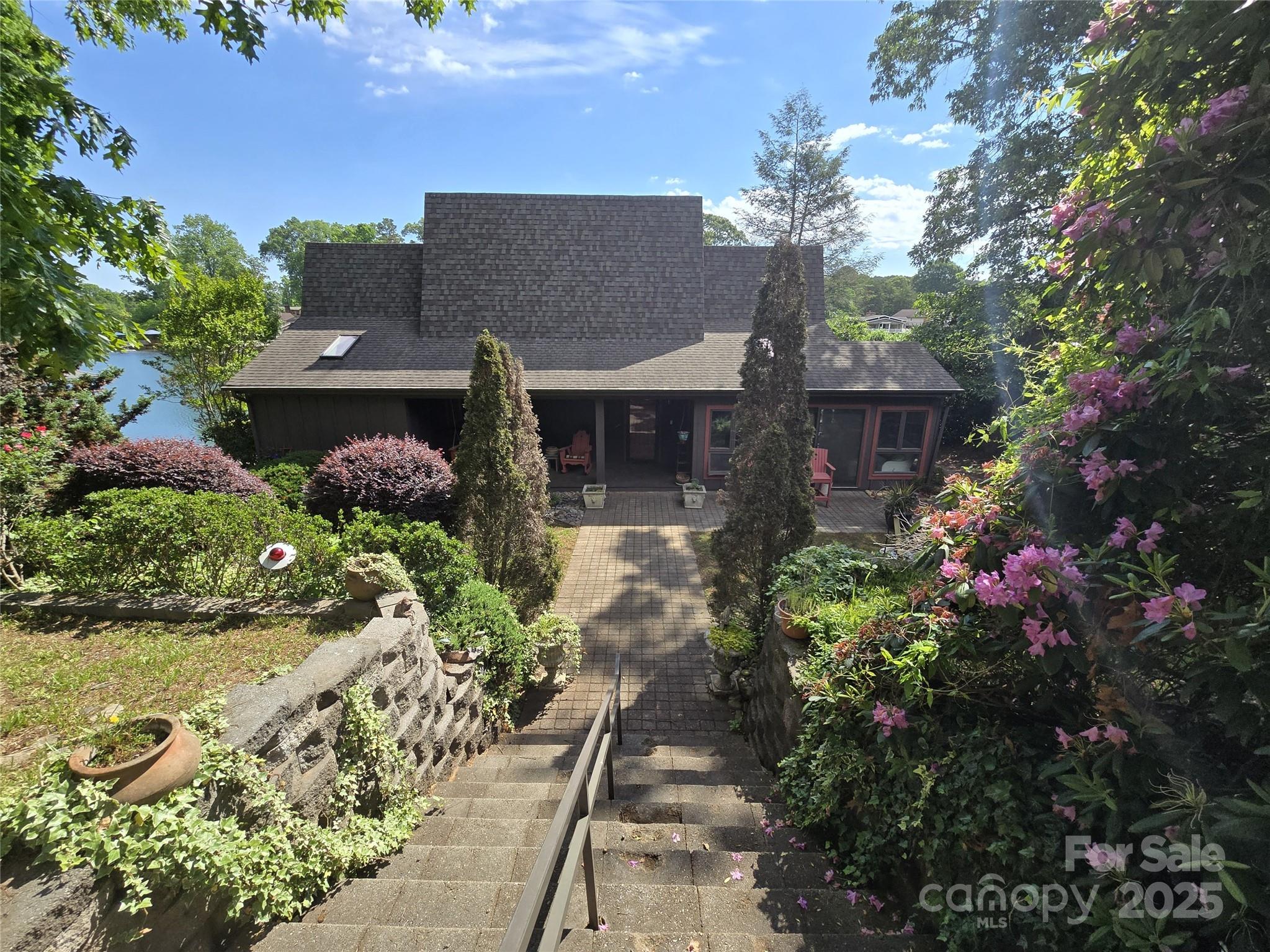 6580 Central, Conover, NC. property listing photo