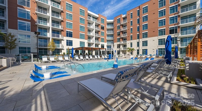4425 Sharon Road Apt 2A, Charlotte, NC - 2 beds, 2 baths, 1,171 sqft - $3,264