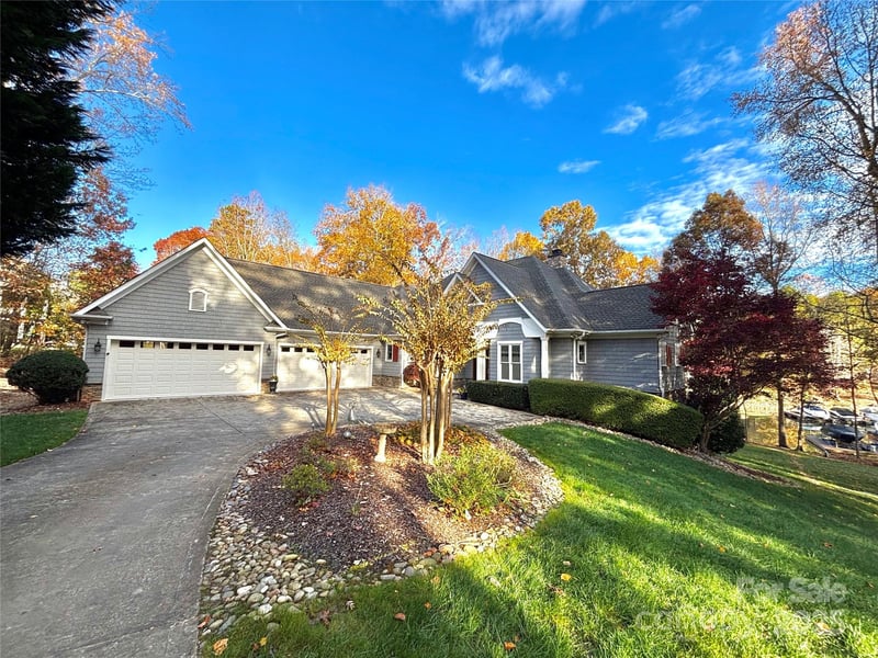 119 Whaling, Mooresville, NC - 4 beds, 4 baths, 4,382 sqft - $1,999,999