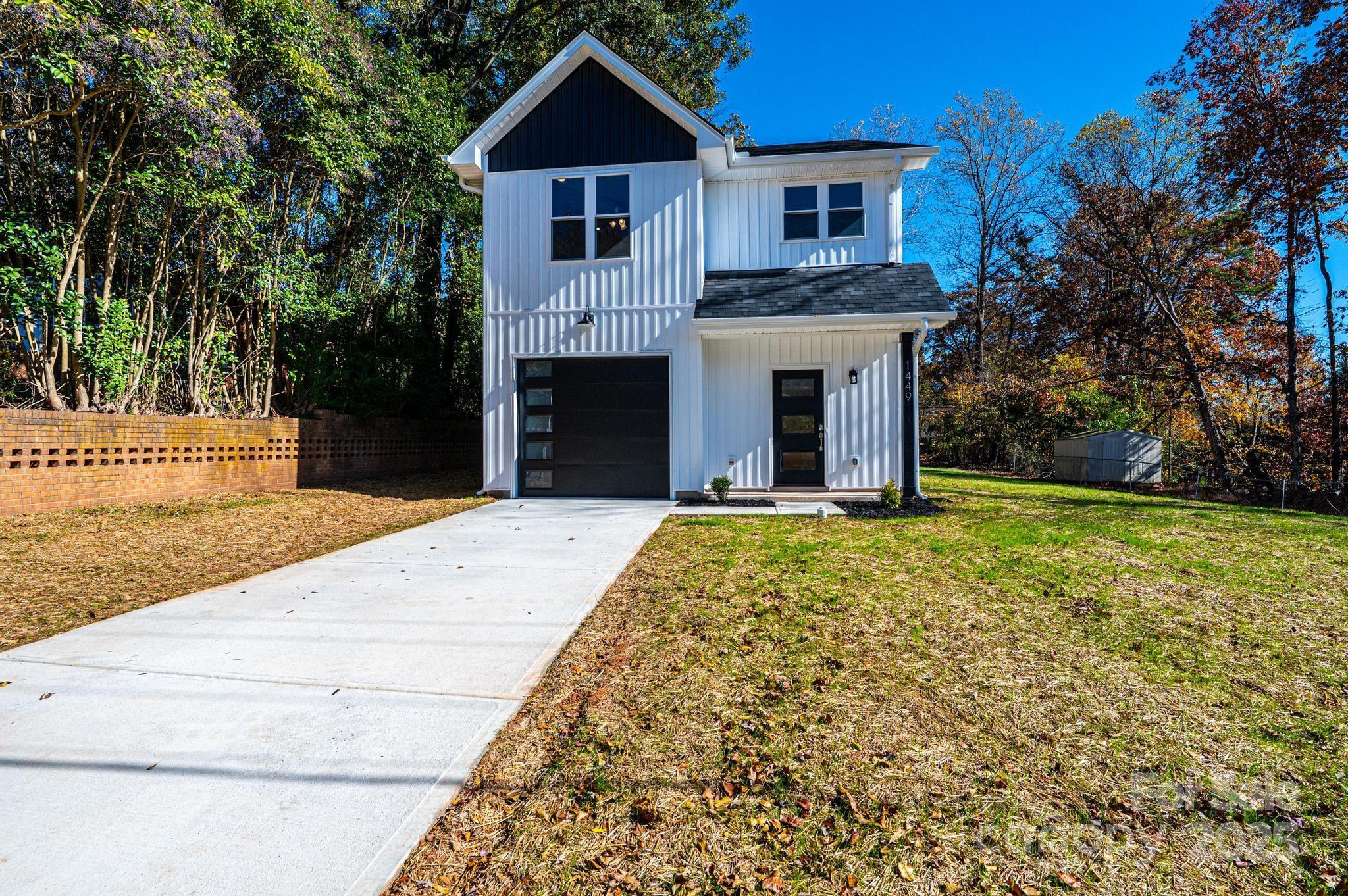 1449 4th Street SW, Hickory, NC. property listing photo