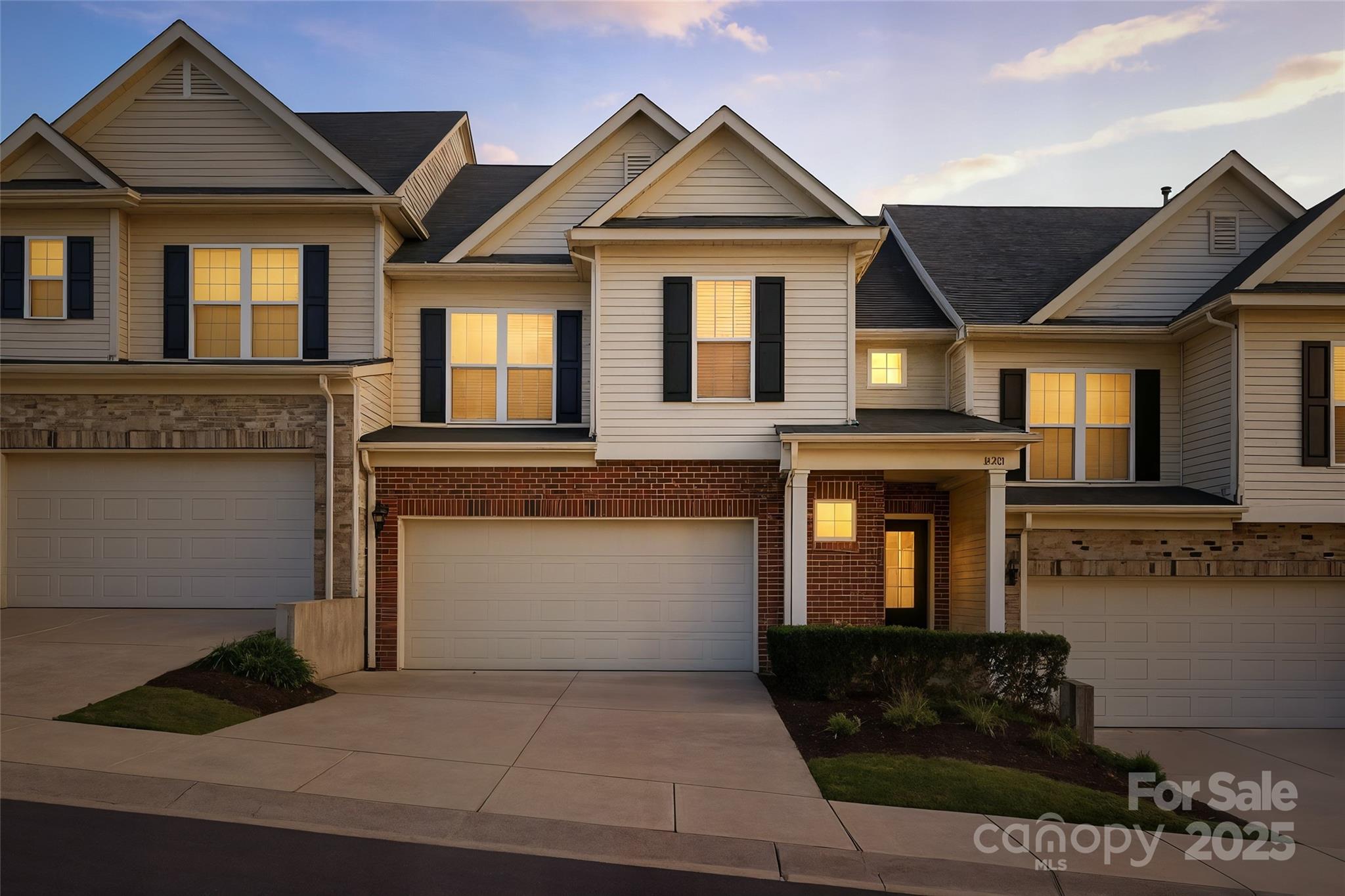2541 Royal York, Charlotte, NC. property listing photo