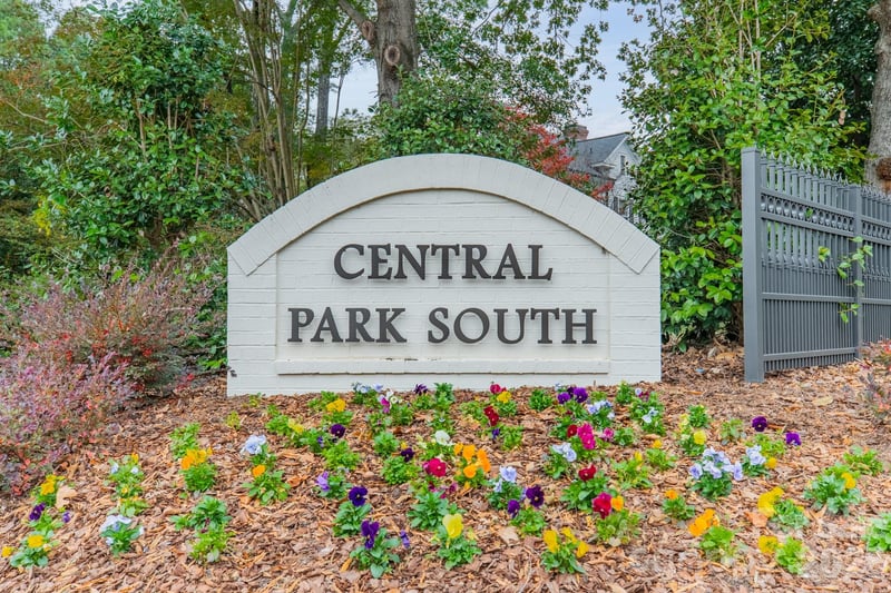 525 Winding Way Apt 7, Belmont, NC - 4 beds, 4.5 baths, 3,461 sqft - $1,625,000