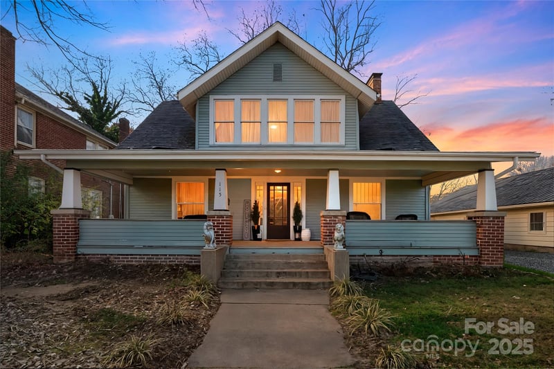 115 2nd, Spencer, NC - 4 beds, 3 baths, 2,528 sqft - $350,000