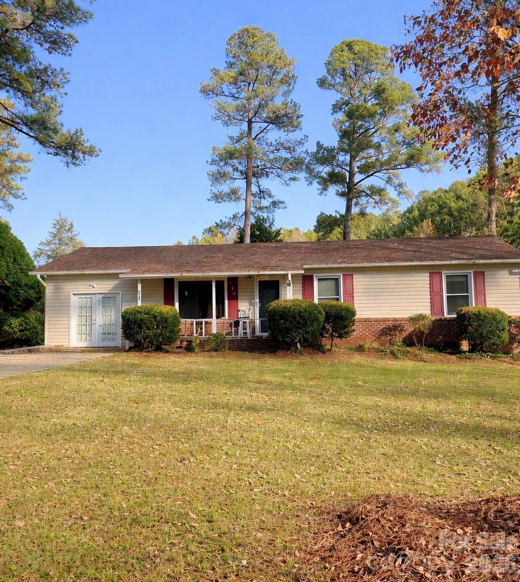 107 Pine Tree, Statesville, NC. property listing photo