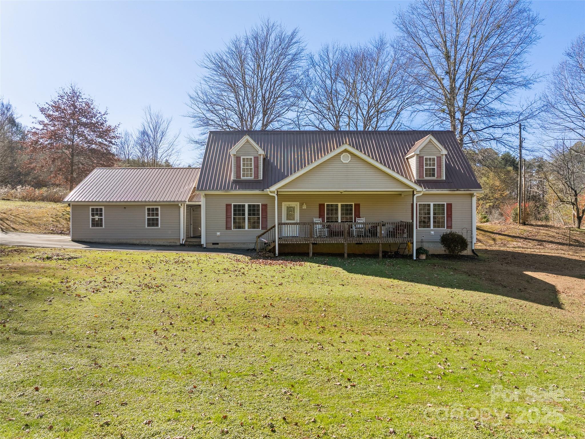 70 Pierce Elders, Whittier, NC. property listing photo