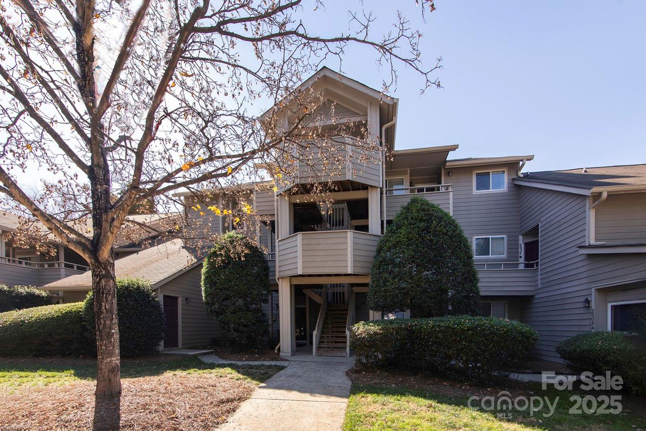 2536 Stradbrook Drive B, Charlotte, NC. property listing photo