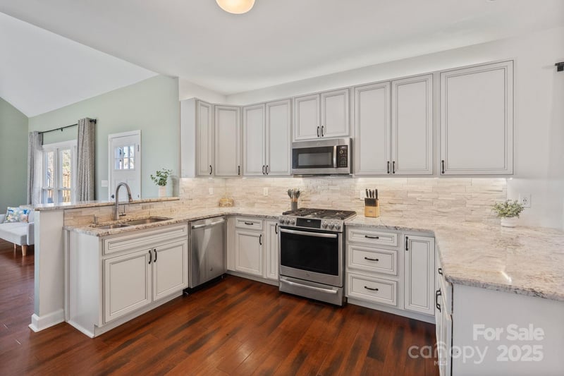 123 Southhaven, Mooresville, NC - 3 beds, 3 baths, 1,930 sqft - $549,900