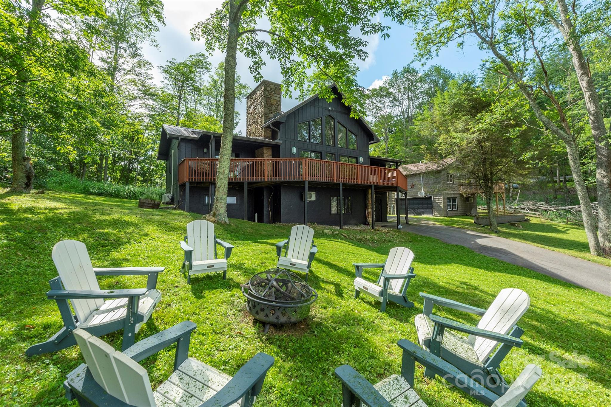 2338 El Miner Drive, Mars Hill, NC. property listing photo