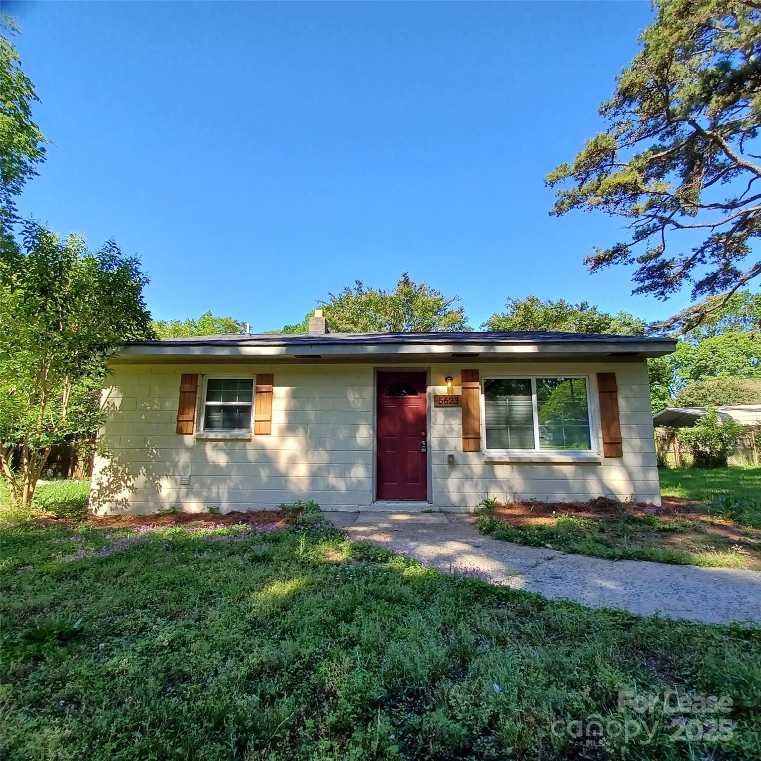 5611 Paw Creek Road, Charlotte, NC. property listing photo