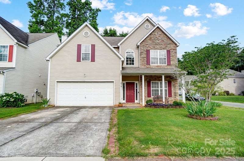 2019 Aberglen Drive, Charlotte, NC - 4 beds, 2.5 baths, 2,921 sqft - $424,900