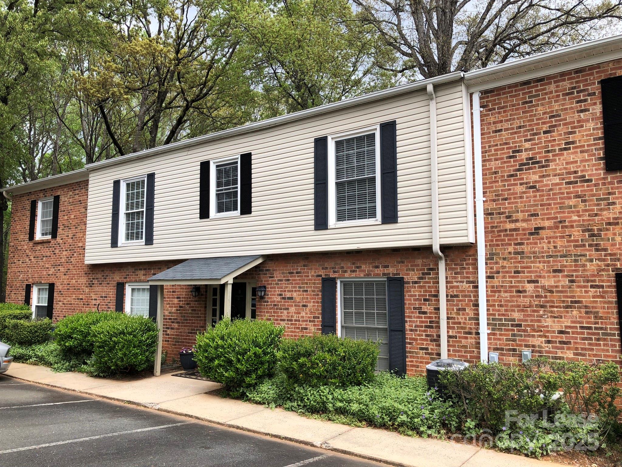5925 Quail Hollow Road D, Charlotte, NC. property listing photo