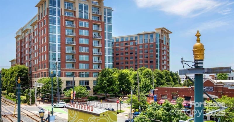 125 W Tremont Avenue B2A, Charlotte, NC - 2 beds, 2 baths, 1,005 sqft - $3,382