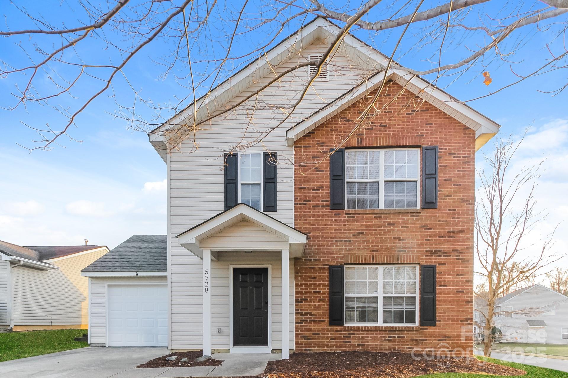 5728 Fairchase, Charlotte, NC. property listing photo
