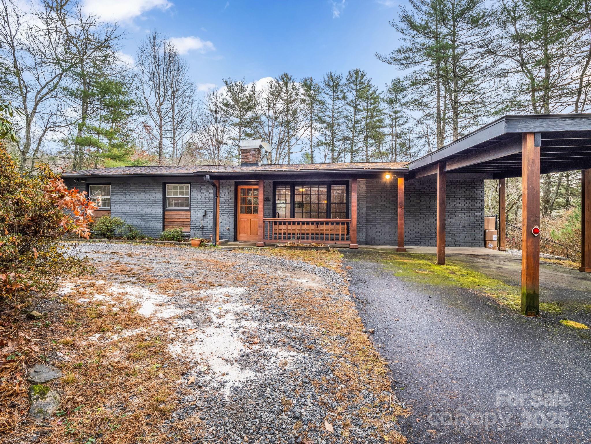 100 Sherwood Ridge, Brevard, NC. property listing photo
