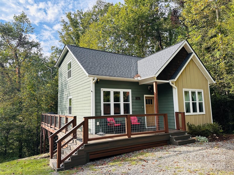14 Constitution Court, Asheville, NC - 3 beds, 2.5 baths - $2,700/mo