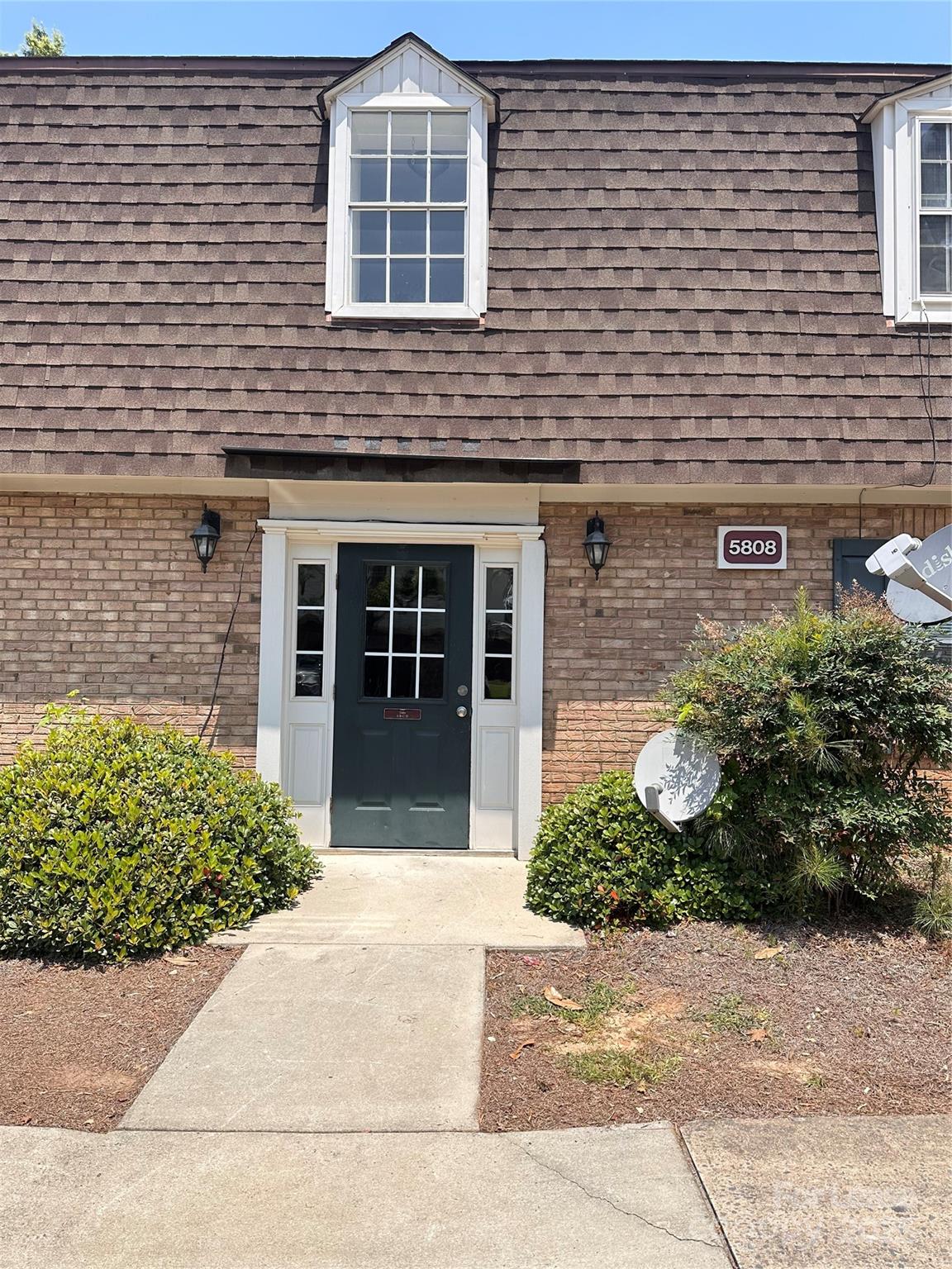 5808 Hunting Ridge Lane A, Charlotte, NC. property listing photo