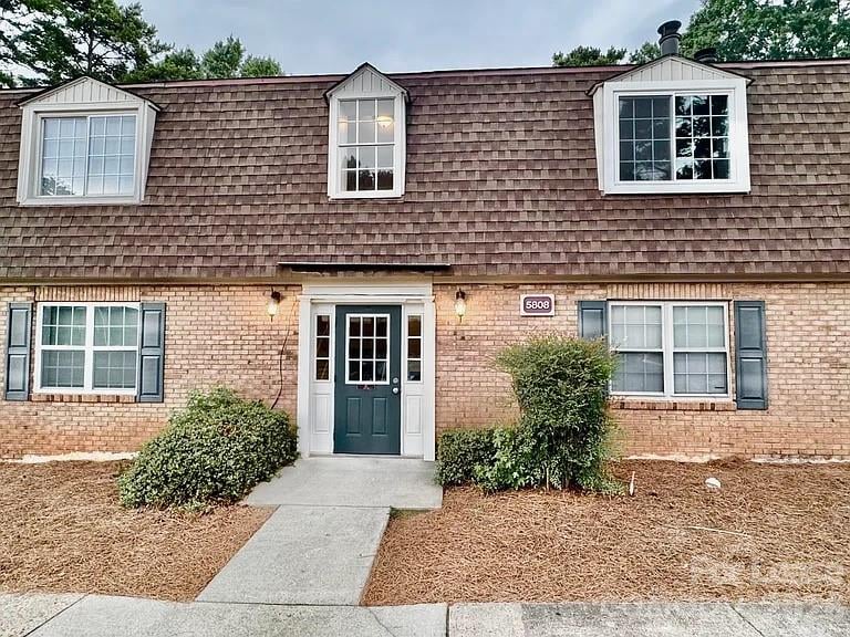 5808 Hunting Ridge Lane A, Charlotte, NC - 1 bed, 1 bath, 686 sqft - $1,200