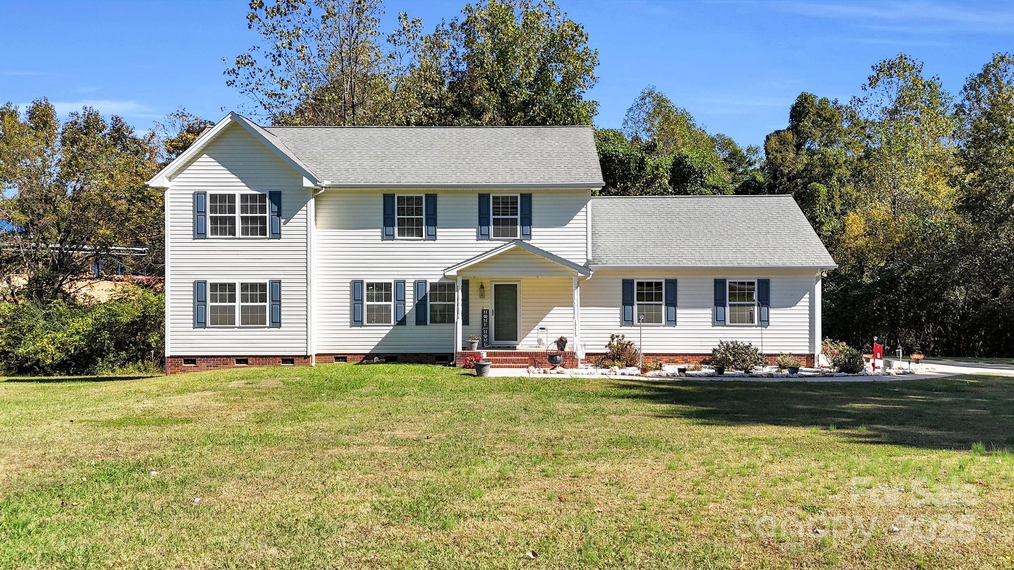 10425 Idlewild Road, Matthews, NC. property listing photo