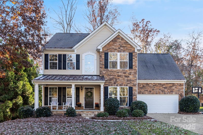447 Leaf Arbor Court, Lake Wylie, SC - 5 beds, 2.5 baths, 3,306 sqft - $599,000