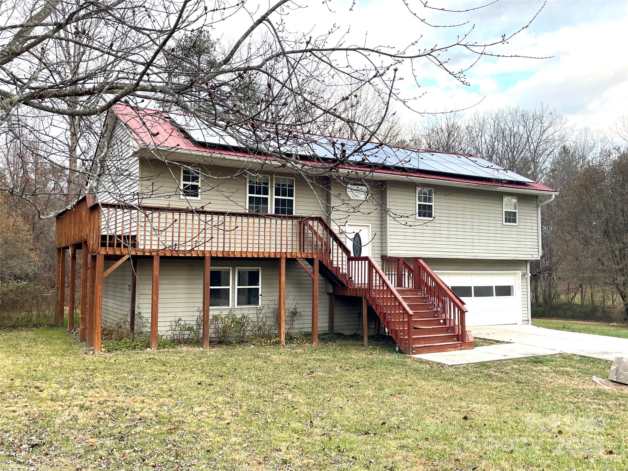 14 Spring Lake Drive, Fletcher, NC. property listing photo