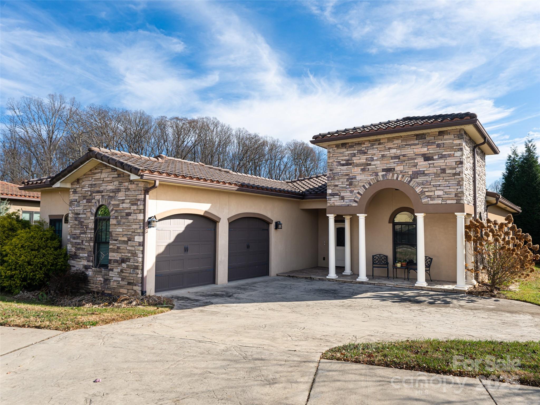 10 Pacifico, Asheville, NC. property listing photo