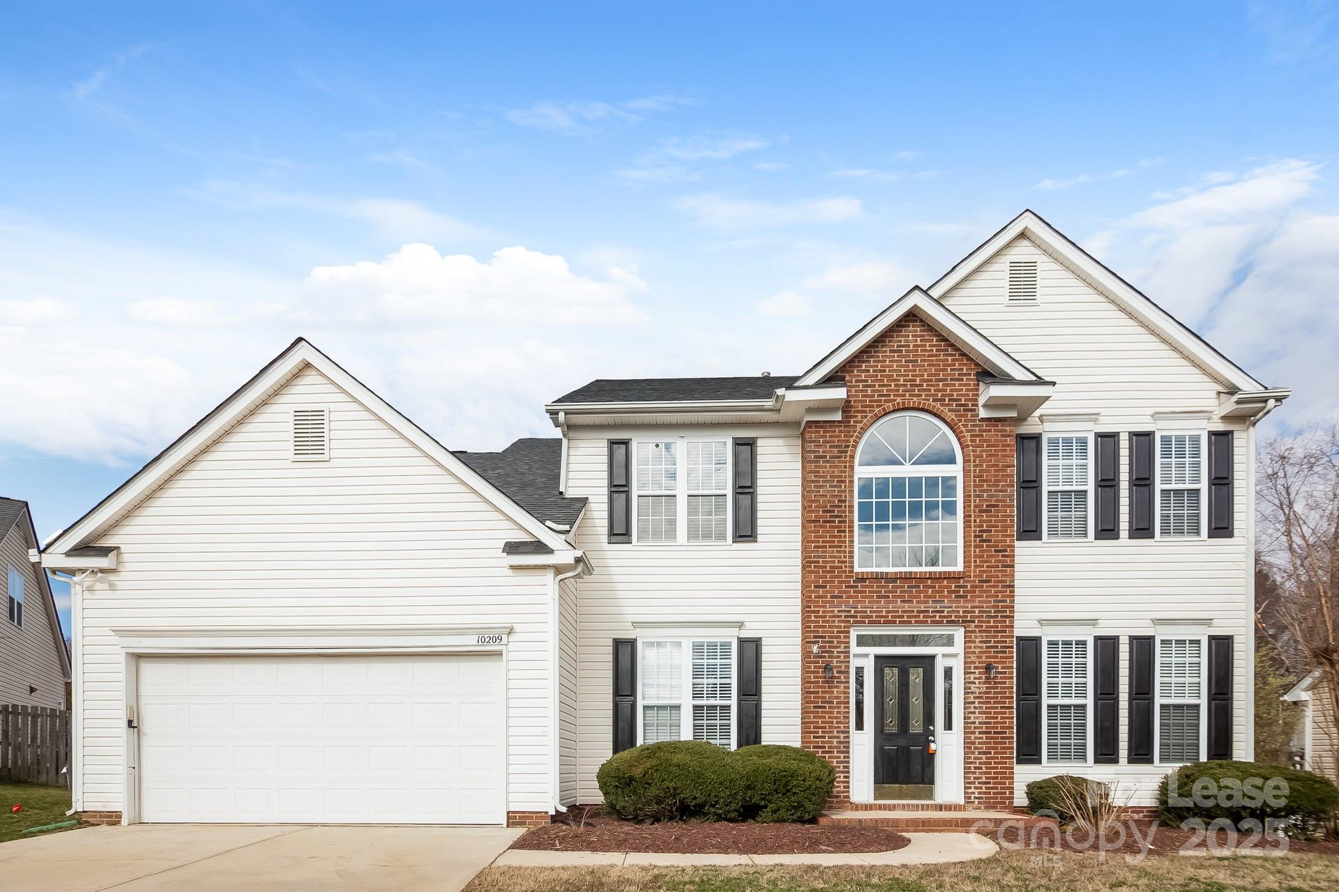 10209 Fairbourne Court, Charlotte, NC. property listing photo
